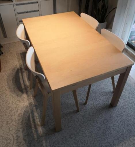 IKEAの伸縮テーブル　美品