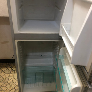 一人暮らし用2ドア冷蔵庫