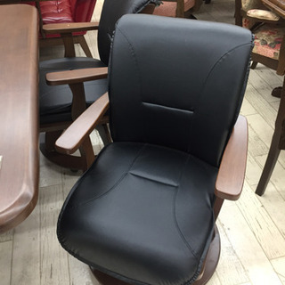 9/17東区和白  定価149,700  ダイニング5点セット  回転式チェア  椅子にキャスターが付いて移動楽🎵