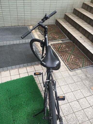 自転車（クロスバイク）　７段変速付き　２年使用