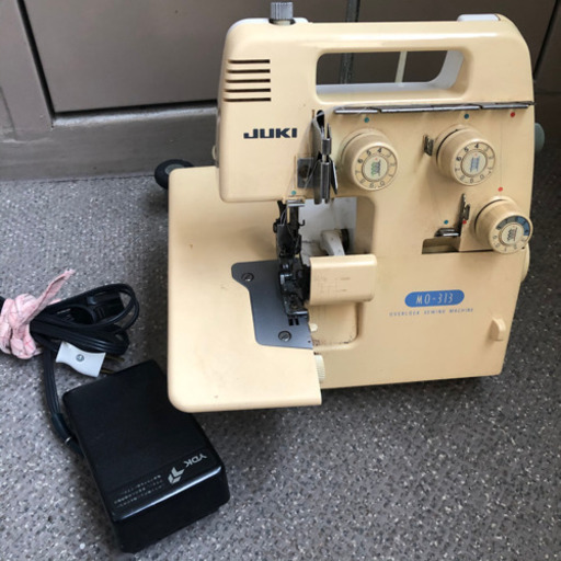 JUKI ジューキ ロックミシン MO-313　動作品