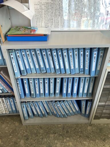 店舗閉鎖に伴う不要なオフィス家具をお譲り致します。/　書庫