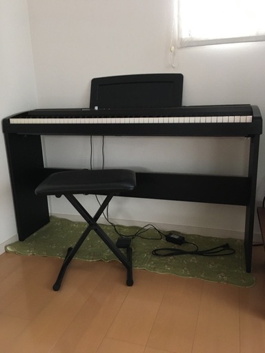 電子ピアノ