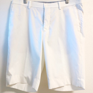 ユニクロ メンズmサイズ 美品 短パン白 Momo 場所相談可 ｊｒ難波のボトムスの中古 古着あげます 譲ります ジモティーで不用品の処分