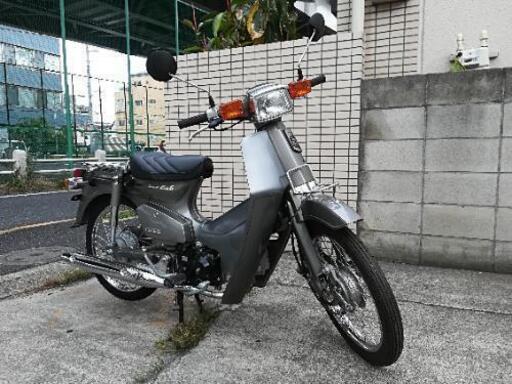 【ご購入者様決定しました】8年前の新古車スーパーカブカスタム50FI