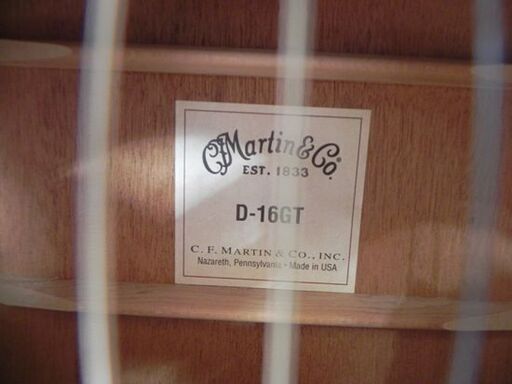 Martin D-16GT アコースティックギター 純正ハードケース付き マーチン
