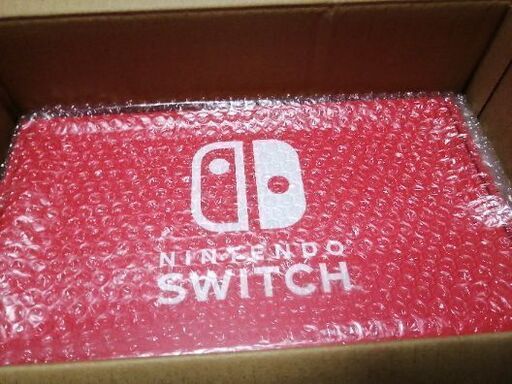 任天堂　Switch　ネオングリーン、レッド　未開封品