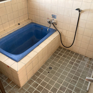 浴槽取替え：タイル張りにユニットバス用浴槽❓