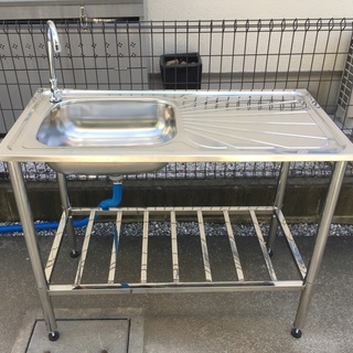 美品です！　ステンレス流し台（レバー式蛇口付き）　屋外ガーデンシンク