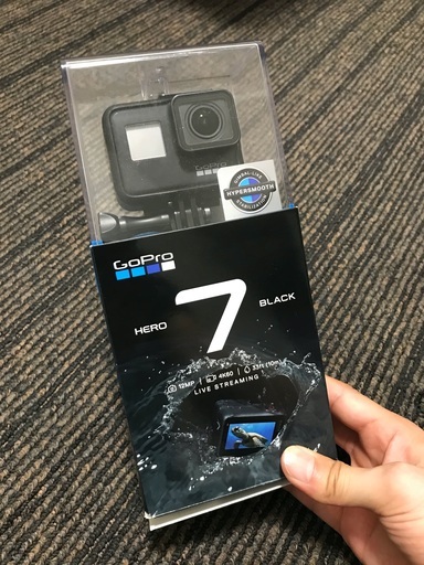 【美品】GoPro HERO7 BLACK（保証残30ヶ月・おまけ付き）