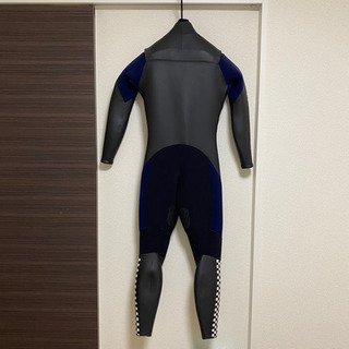 【新品未使用】ウェットスーツ　セミドライ3mm×2mm
