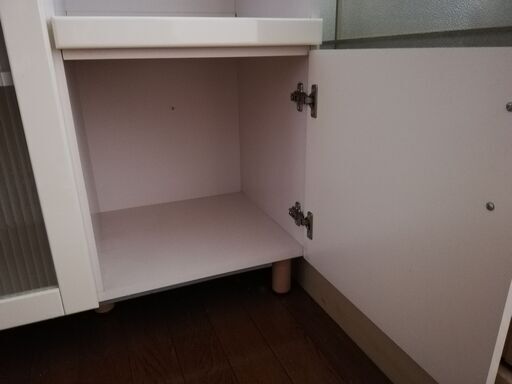 【無料・引き取り限定】食器棚 ホワイト 東京インテリア【青葉区水の森1丁目】 (けんたろう) 北仙台の収納家具《食器棚、キッチン収納》の中古