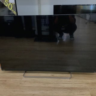 TOSHIBAの47インチテレビです!!