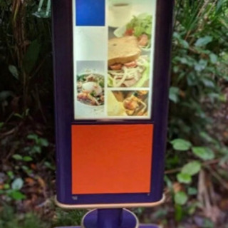 おしゃれなスタンド看板