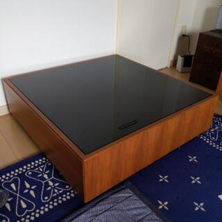 ACTUS製お洒落なローテーブル