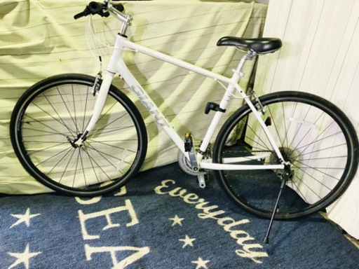 ロードバイク✨GIANT R3✨ホワイト✨クロスバイク✨自転車✨