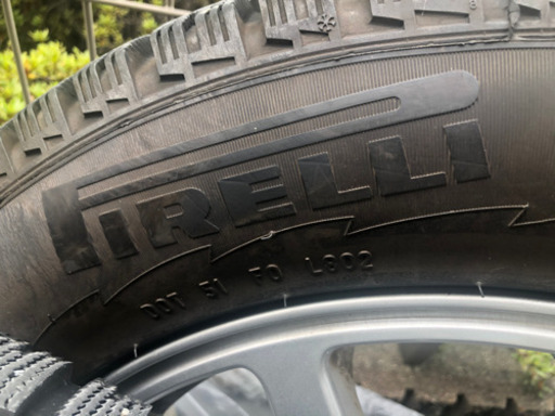 日産純正ホイール　205/60r16 スタッドレスタイヤ　4本セットです。