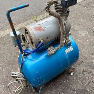 B7396　A動作確認済み♪　イワタ/岩田　エアコンプレッサー　DSP-04PT　200V　PayPay・カード利用可能