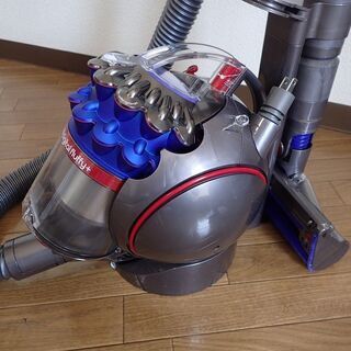 Dyson V4 Digital Fluffy+ 【かなり値下げしました‼︎】