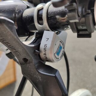 未使用 ロードバイク Grandir 700c SHIMANO 21段 変速 ギア ホワイト 白色 自転車 グランディール-美品洋服の青山フォーマルワンピース