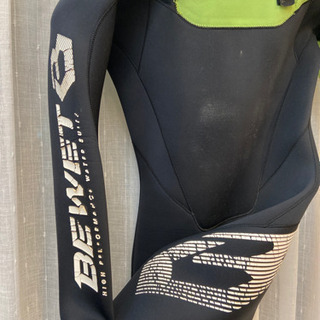 フルスーツ Bewet シンメトリー