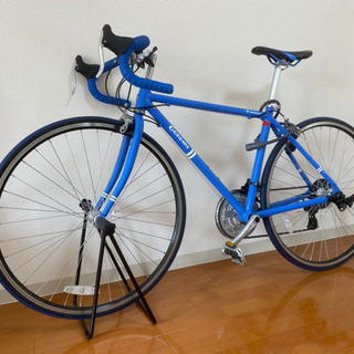 ロードバイク 乗車10回程度！スタンド+鍵付き！