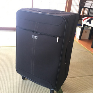 布製スーツケース(車輪難あり)
