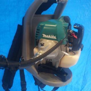 マキタ     刈払機