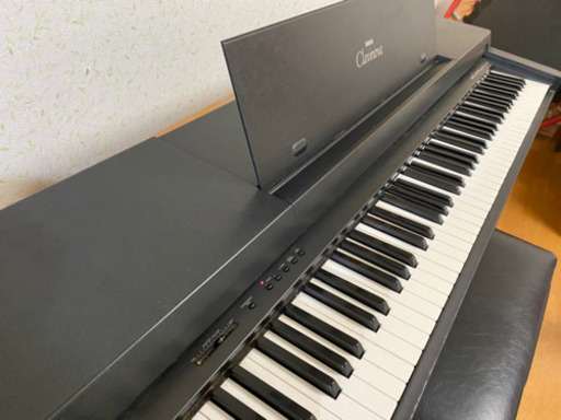 鍵盤楽器、ピアノ YAMAHA Clavinova