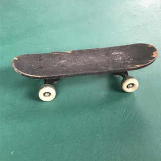 スケボー　スケートボード