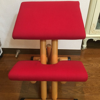 ストッケ マルチ バランスチェア STOKKE 椅子 チェア 赤 北欧