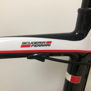 フェラーリ　ギア24段階式　マウンテンバイク　ロードバイク