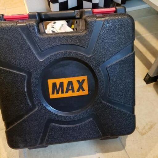 MAX釘打ち機
