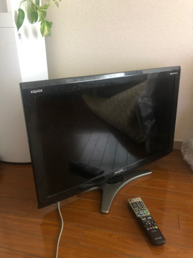 【美品】SHARP AQUOS 32型テレビ