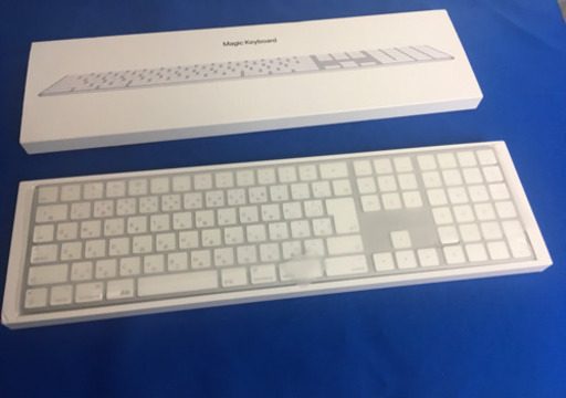 新品同様のApple製　10key 付きMagic Keybord