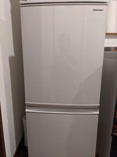 SHARP冷蔵庫137L 2019年製 1年使用 購入時41,000円→20,000円でお譲りします。