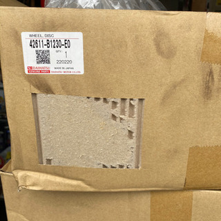 値下げしました　ダイハツ　トールカスタムG純正15インチ