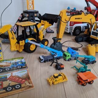 建設現場おもちゃセット　ブルーダー、トミカ 建設現場おもちゃセット ブルーダー、トミカ