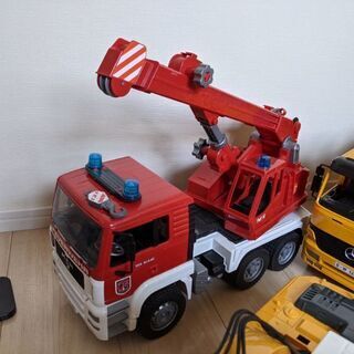 建設現場おもちゃセット ブルーダー、トミカ