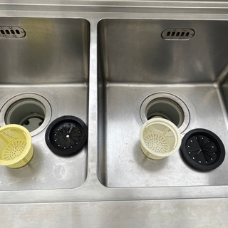 2槽シンクゴミ籠付き　1460x700x990