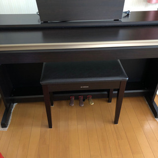 ヤマハ電子ピアノ　YDP-151