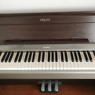 電子ピアノ（YAMAHA YDP-S31）