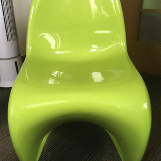椅子2脚セット(同色艶あり、艶消し一脚づつ)