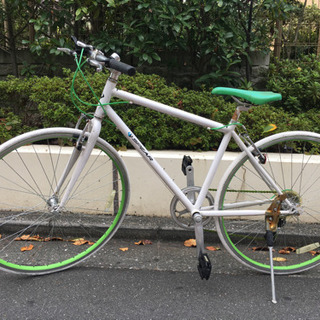 子供用 自転車 22インチ 紫と白 花デザイン 6段ギア付さいたま市