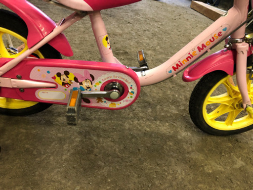 幼児車　ミニー14インチ　8,800円（税込）