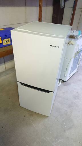 【美品・使用少】ハイセンス 2ドア冷凍冷蔵庫 130L パールホワイト HRD1302 【2020年式】