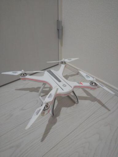 ドローン　HolyStone  HS700
