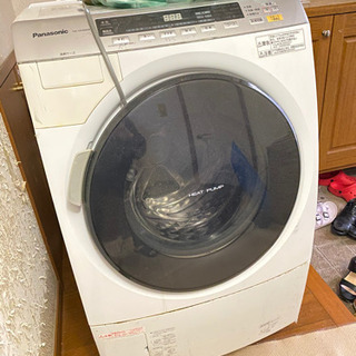 Panasonic NA-VX3000R　ドラム式洗濯機　