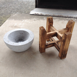 餅つき　石臼　焼杉うす台　セット　お正月　