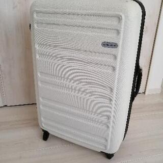 大型スーツケース(白)